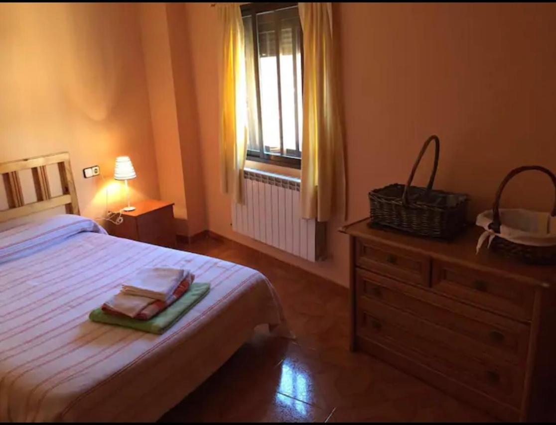 Casa En El Corazon De Gredos, Amplia Y Agradable. Villa Navacepeda de Tormes Buitenkant foto