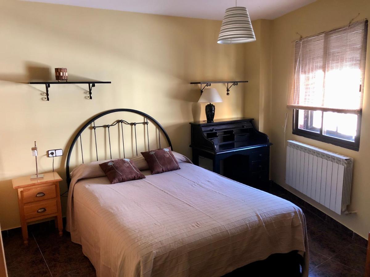 Casa En El Corazon De Gredos, Amplia Y Agradable. Villa Navacepeda de Tormes Buitenkant foto